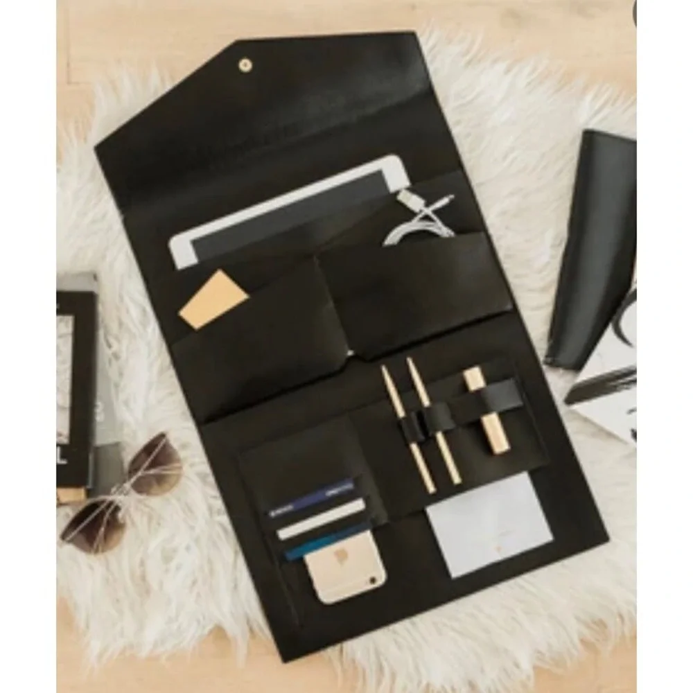 NEW! Glass Ladder & Co Megan Portfolio Clutch Black Vegan Leather sturdy stylish